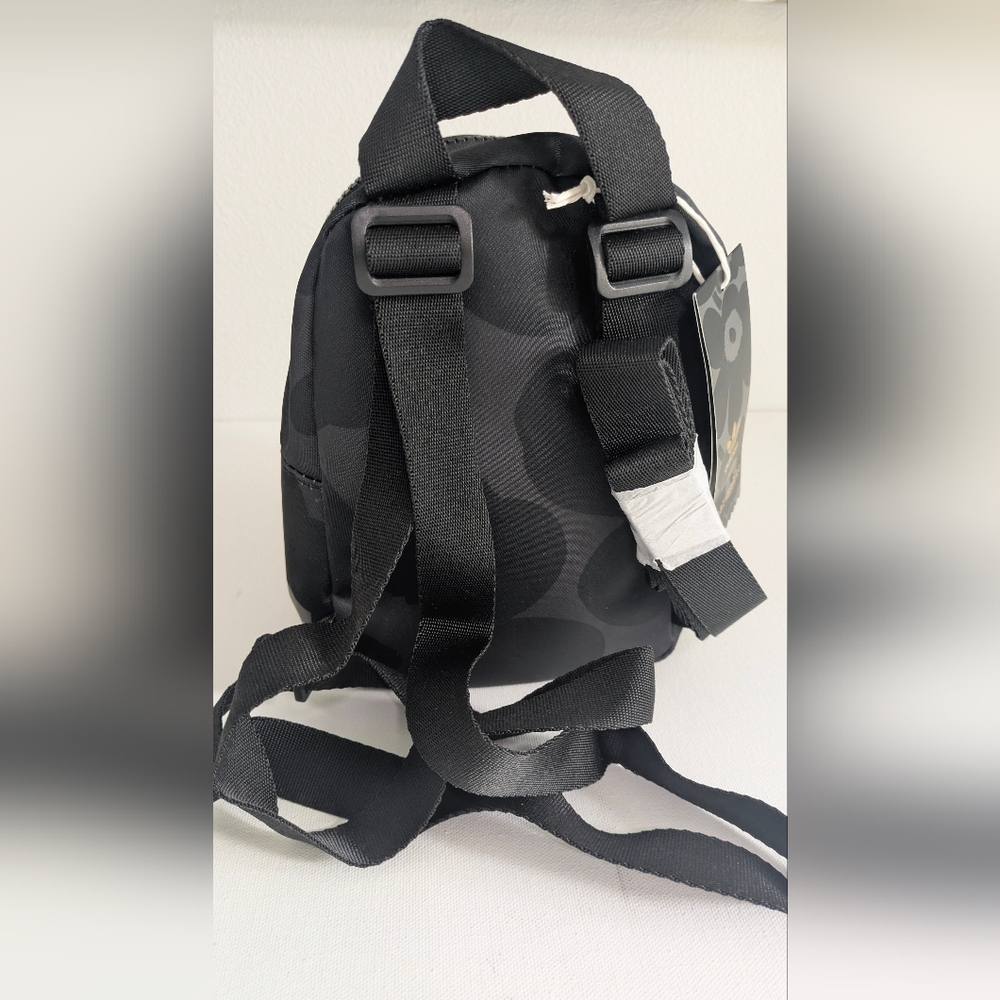 Adidas New Originals x Marimekko mini backpack in tonal black Gray floral print - Picture 2 of 10